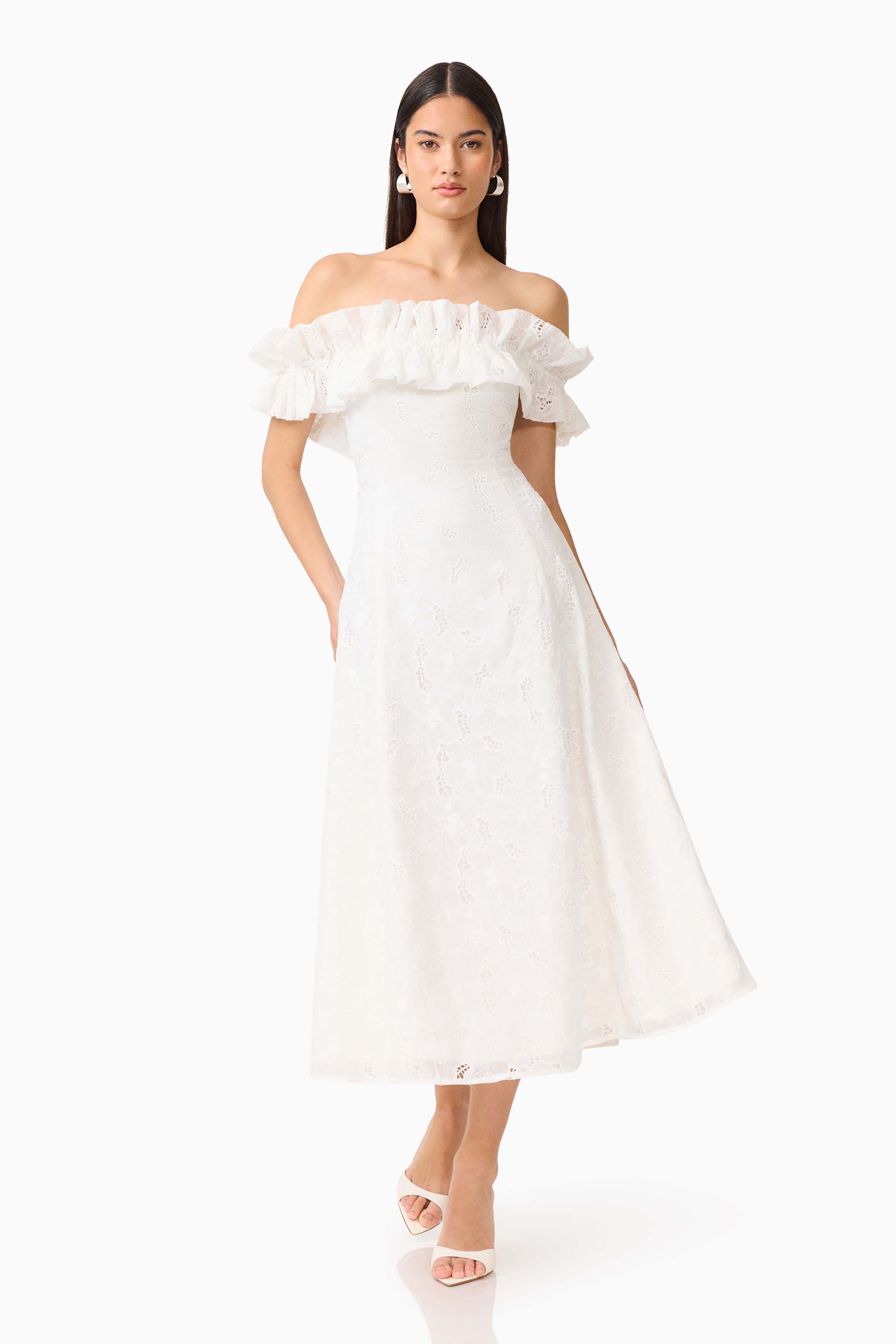 CURAAE Elen Off Shoulder Midi Dress in White