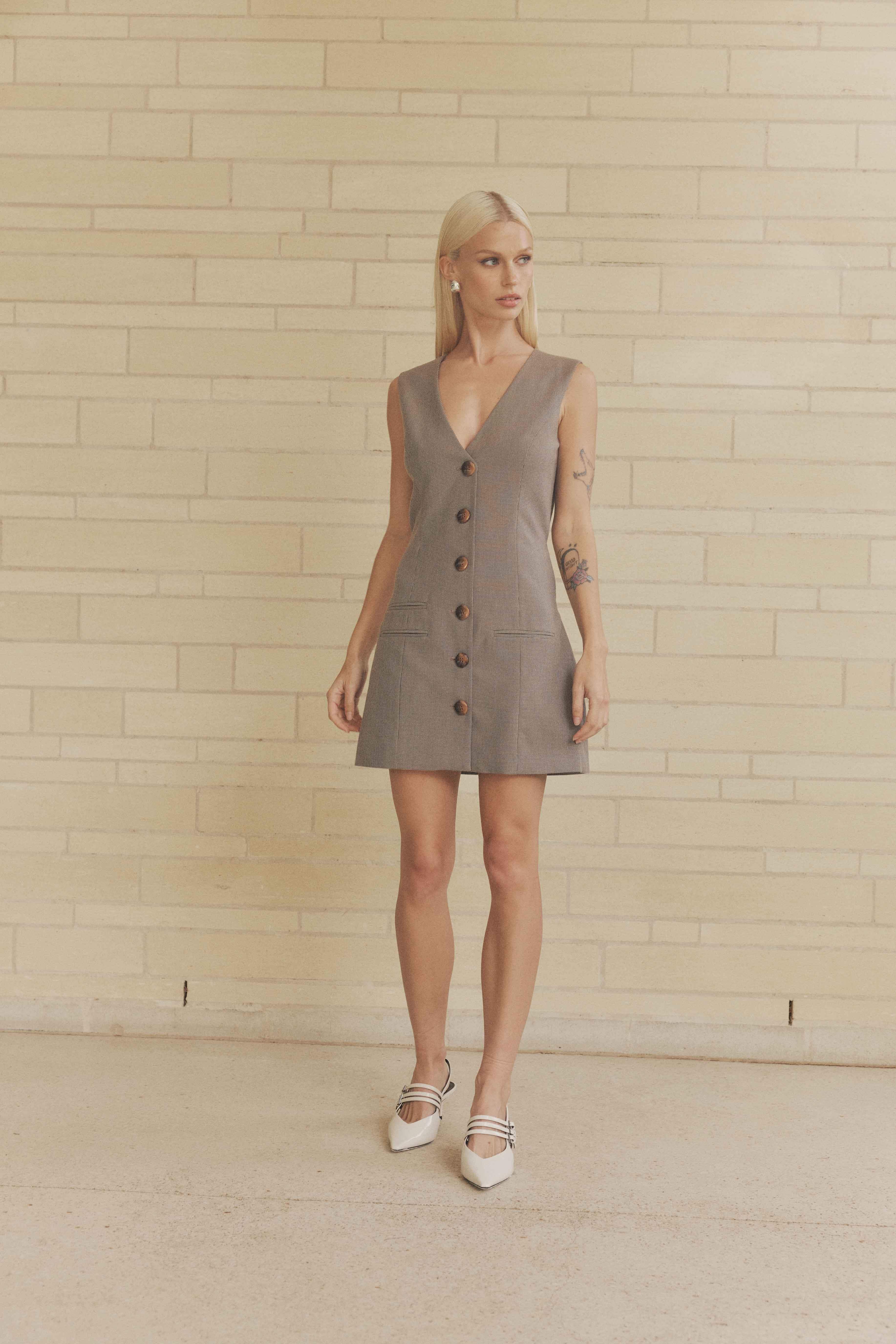 CURAAE Siena V Neck Mini Dress In Brown