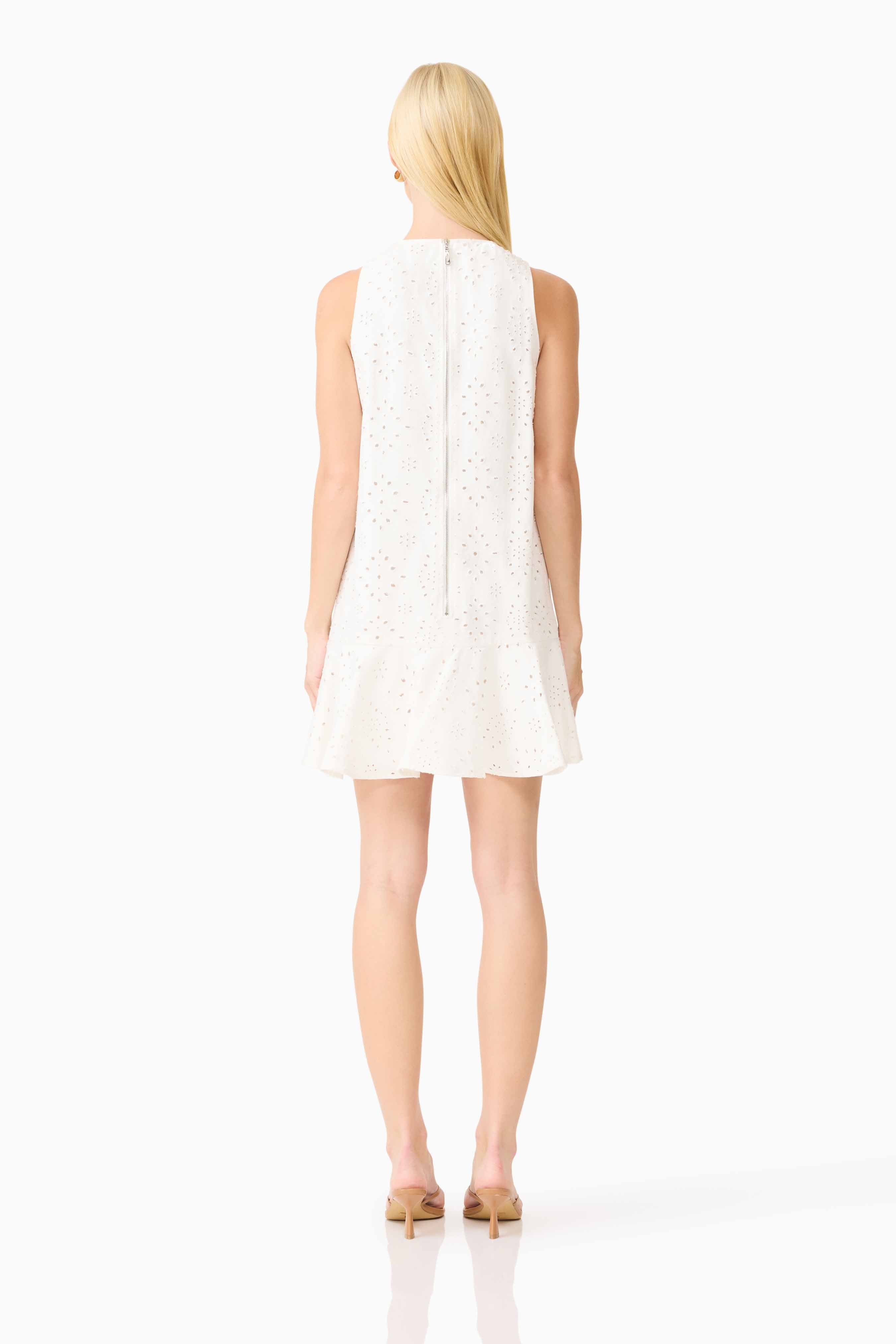 CURAAE Sierra Mini Shift Dress in White